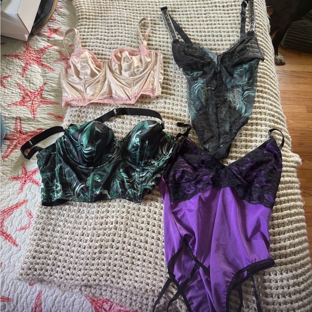 Elegant Women's Intimates Set - Black, Purple, Cream Victoria’s Secret 34 DDD